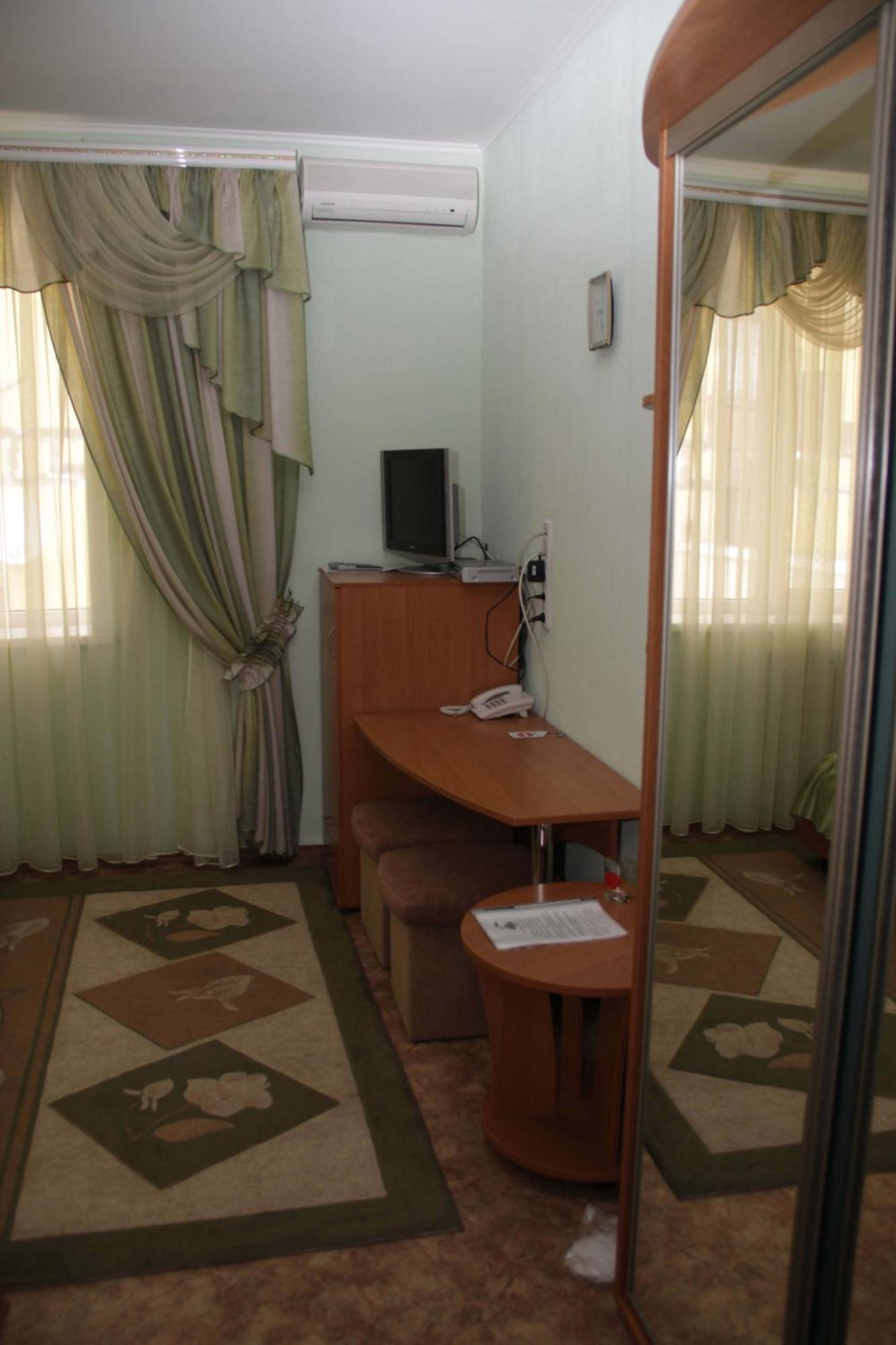 Kristina Hotel Zaporizhia المظهر الخارجي الصورة